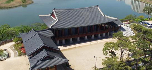 Taehwaru Pavilion, carrying the history of the city
