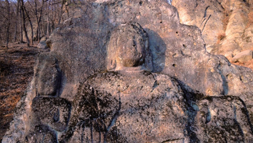 Seated Rock-carved Buddha in Eomul-dong(Tangible Cultural Heritage No. 6)