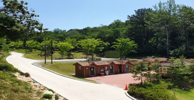입화산참살이숲야영장 산책길
