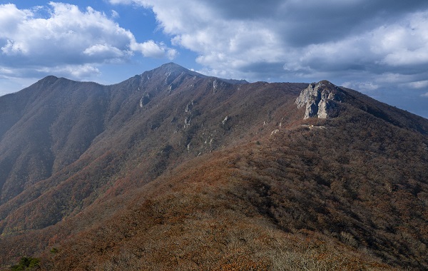 가진산 - 멀리서찍은사진